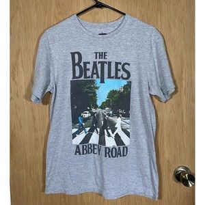 The Beatles Abbey Road Album Cover T-Shirt Gray Band T Basic Women's Sz Medium